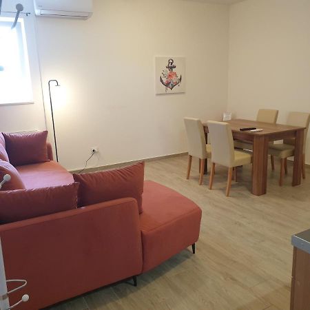 Apartments Valeria Divšići Eksteriør billede